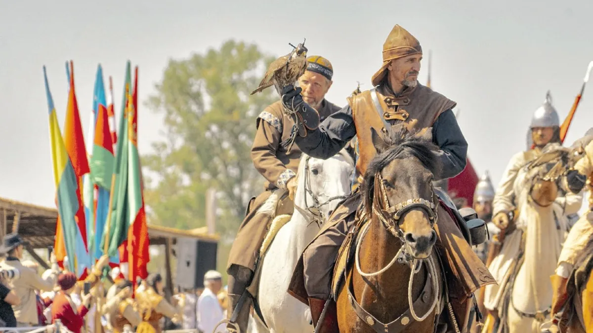 Macaristan'daki Büyük Hun-Türk Kurultayı Binleri Ağırladı