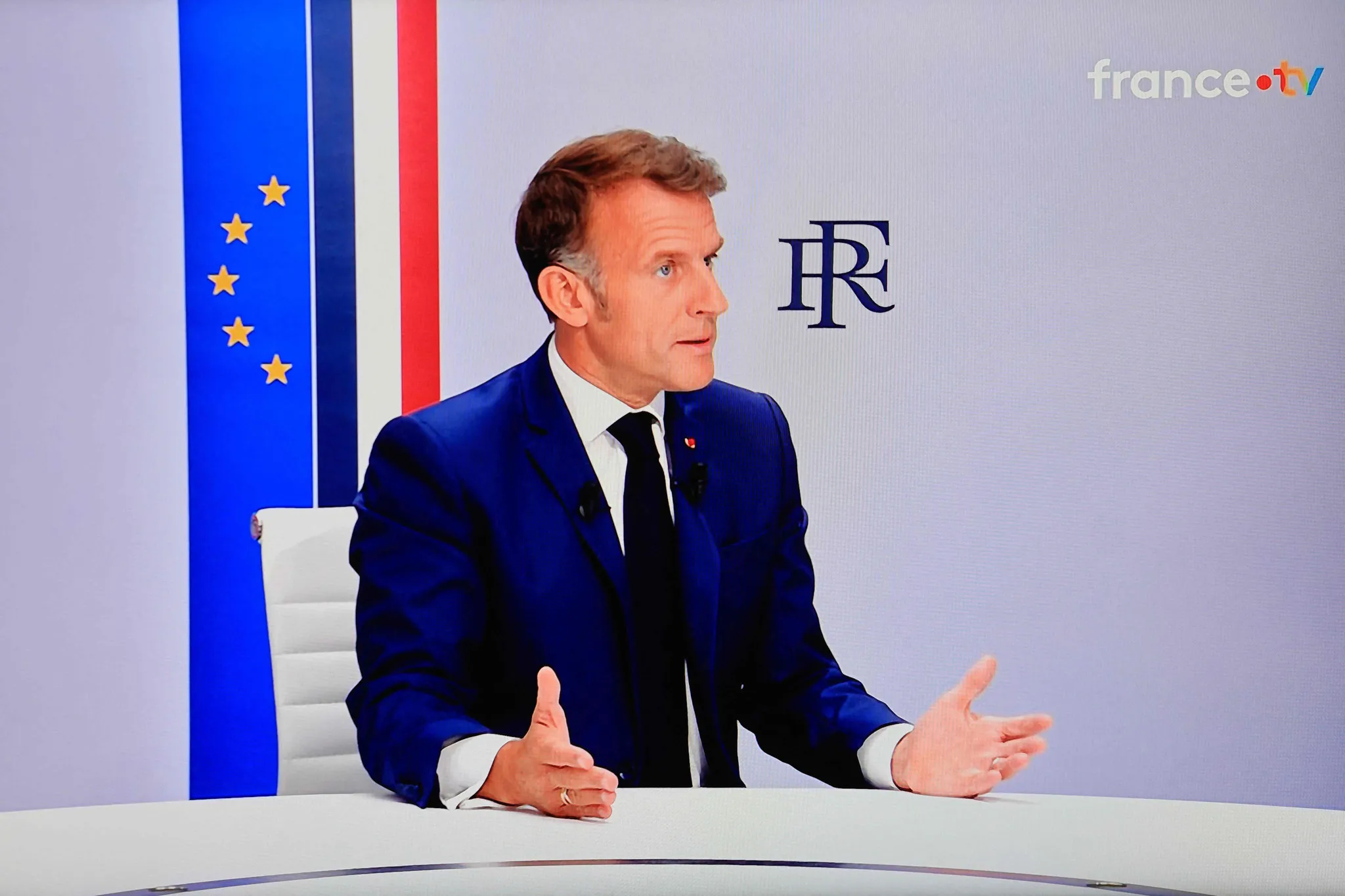 Macron: İsrail'in politikaları bölgede şiddeti körüklüyor