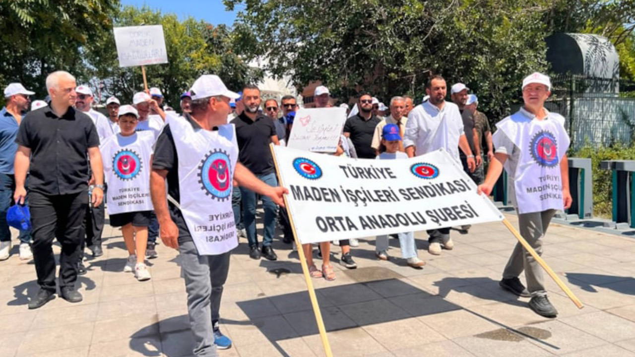 Maden İşçileri Ankara'da: 'Hakkımızı Almadan Gitmeyeceğiz