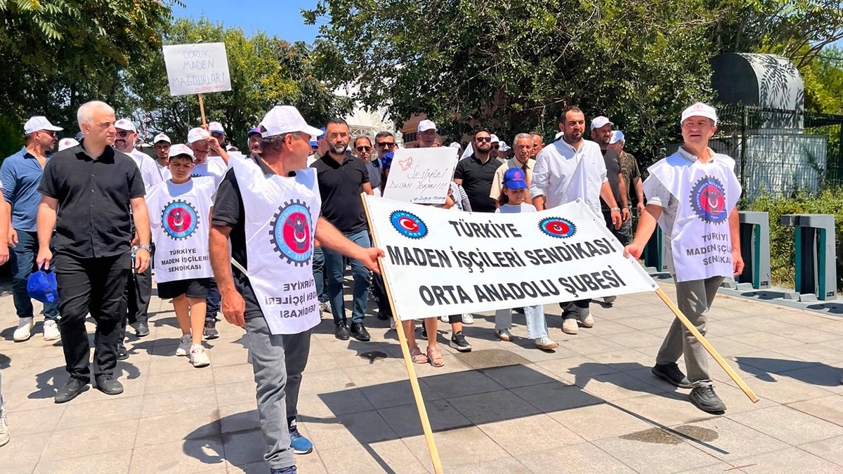 Madenci Emeklileri Ankara'da Seslerini Duyurdu