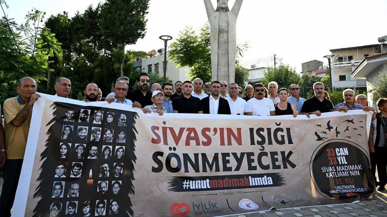 Madımak katliamı Çukurova'da anıldı: 'Unutmadık, unutturmayacağız