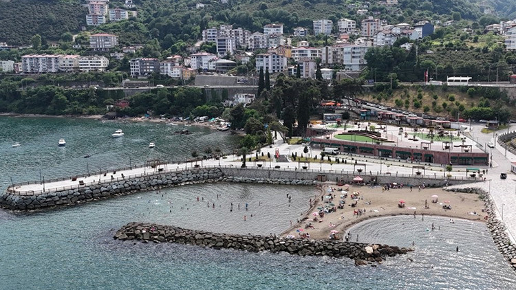 Mahkeme Kararıyla Yıkılan Gökdelenlerin Ardından Kumsal Halka Açıldı