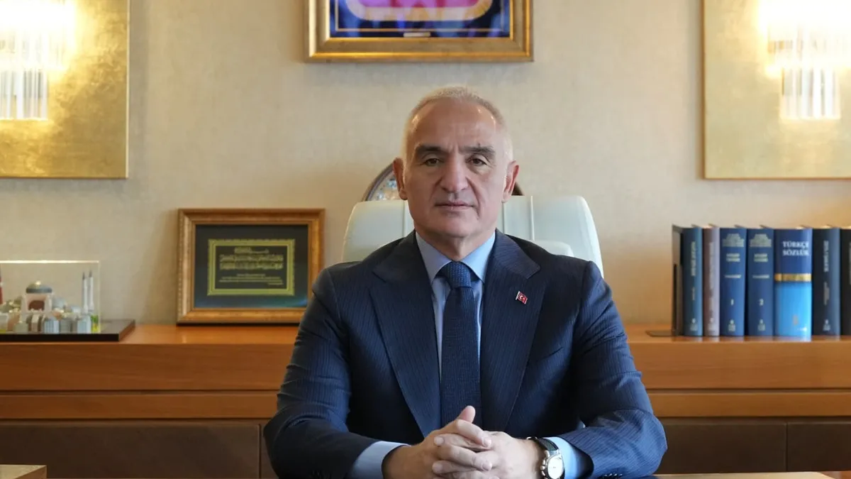 Mahkemeden Turhan Çömez'e şok: Bakan Ersoy'a iftira cezası 50 bin TL