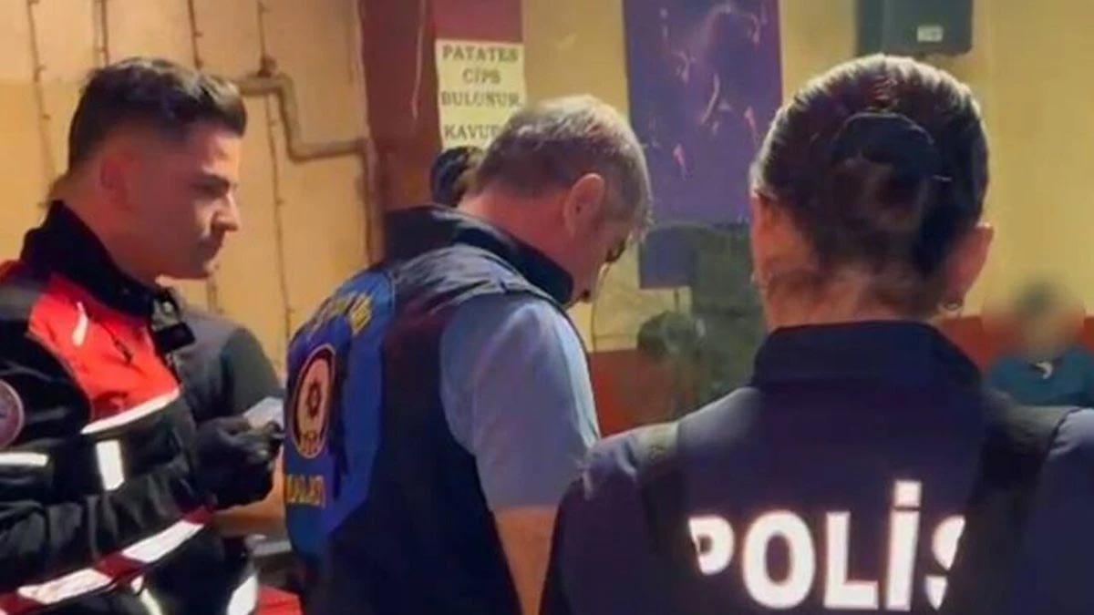 Malatya'da 4 Eğlence Merkezi Ruhsatsız Silah ve Uyuşturucu Nedeniyle Mühürlendi