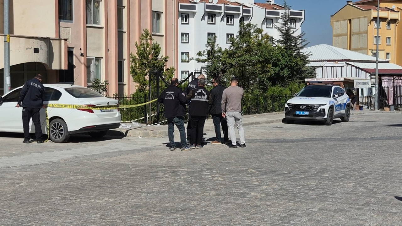 Malatya'da Korkunç Cinayet: Eşini Öldüren Şüpheli İntihar Etti