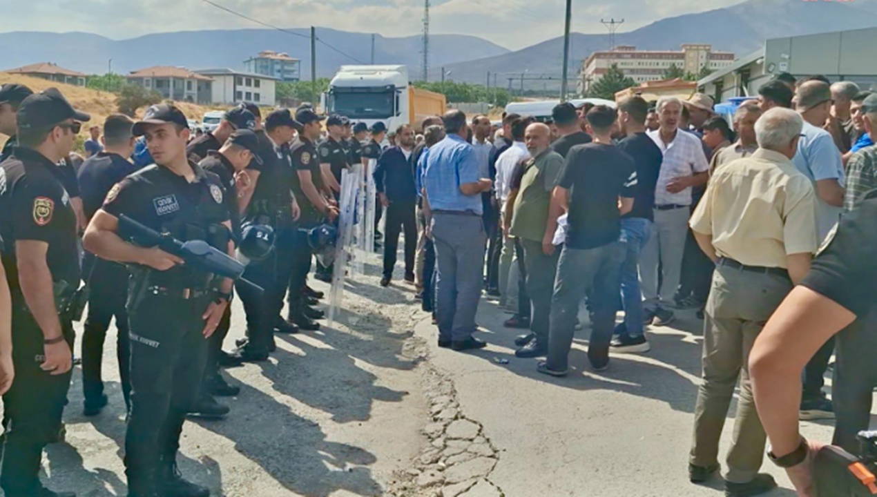 Malatya'da Ölümlü Kazanın Ardından Eylem: 'Daha Kaç Can Gidecek