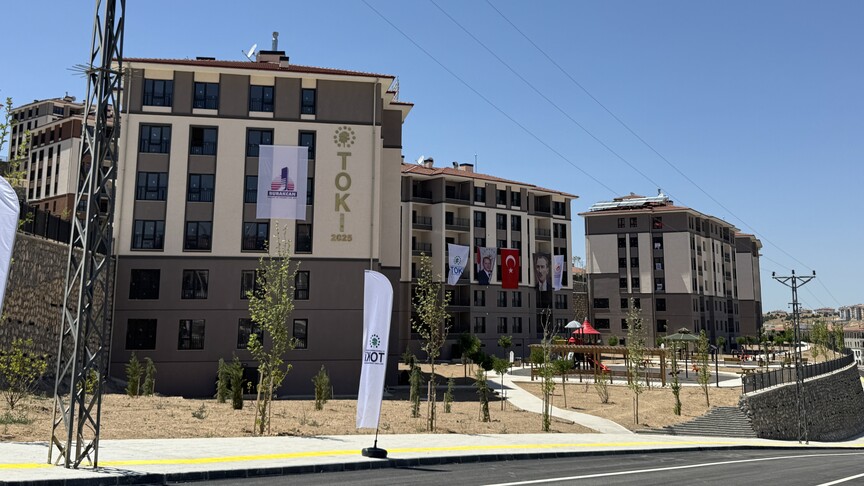 Malatya'da 4 bin 359 deprem konutu ve 115 iş yeri teslim edildi