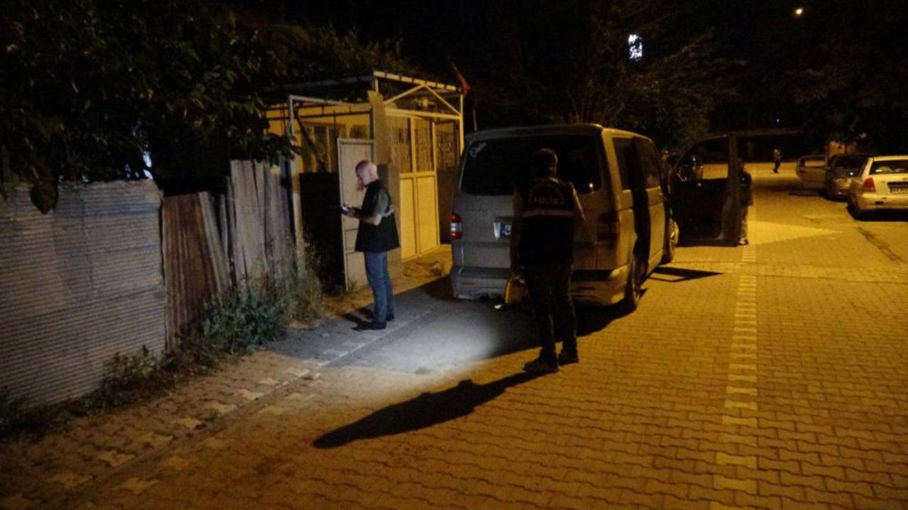 Malatya’da İki Oğluyla Eve Baskın: Baba Bıçaklandı, 2 Kişi Yaralandı
