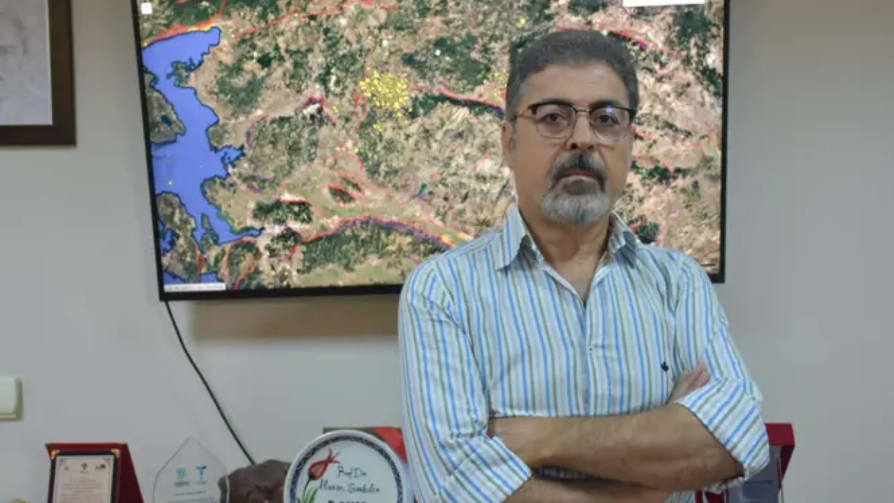 Malatya'daki Sarsıntı Tetiklenmiş Deprem mi? Prof. Dr. Sözbilir Açıkladı