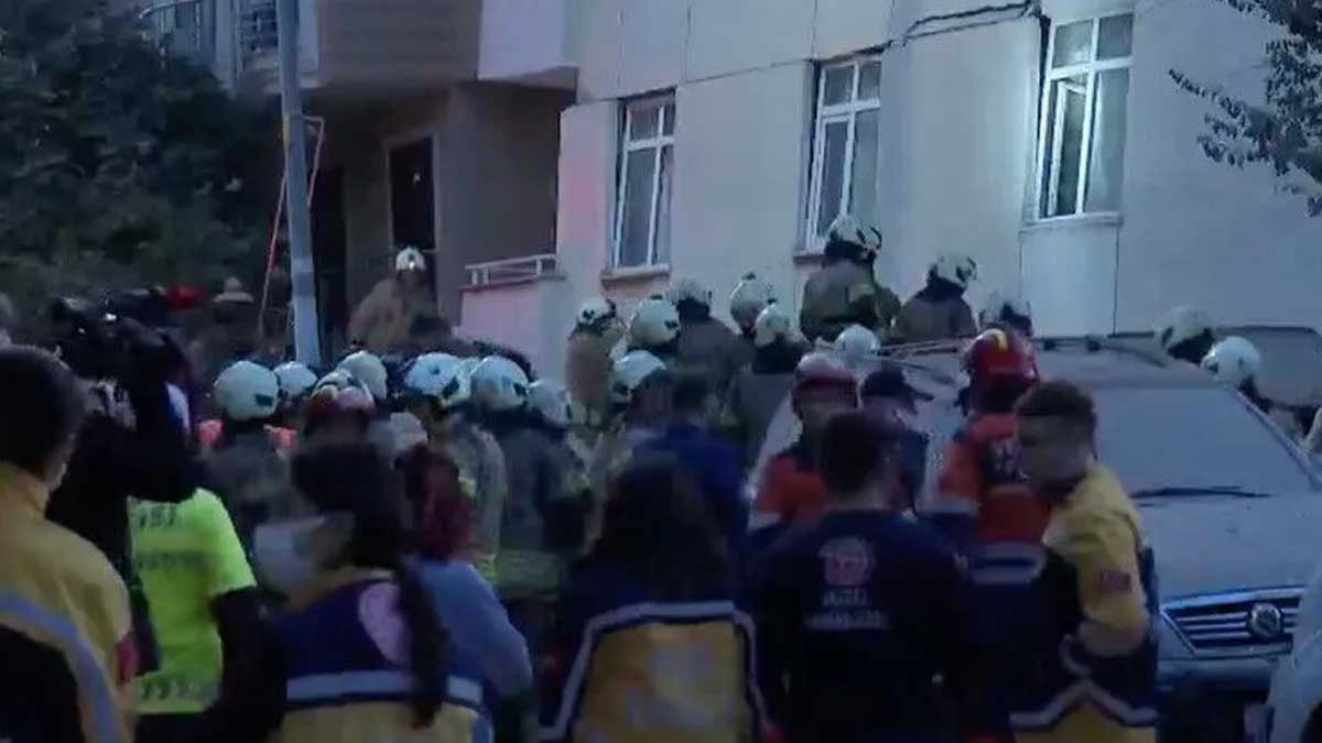 Maltepe'de 7 Katlı Bina Çöktü: İlk 3 Kat Enkaz Altında