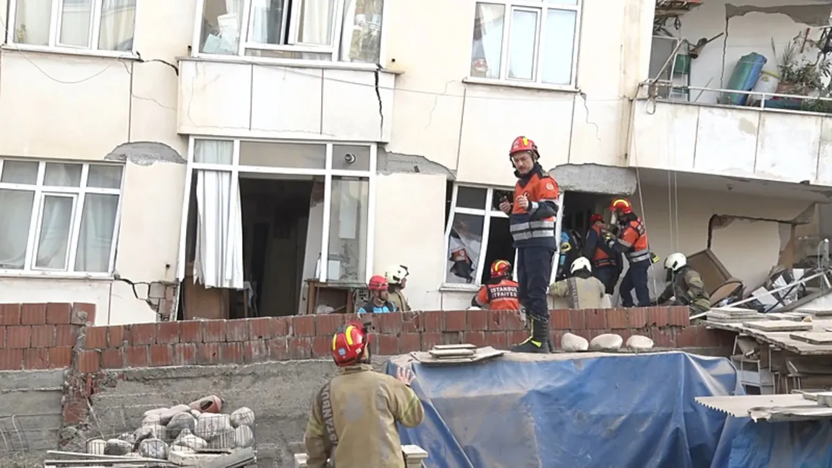 Maltepe'de Bina Çöktü: Depo İşletmecisi Kolon İddialarına Yanıt Verdi