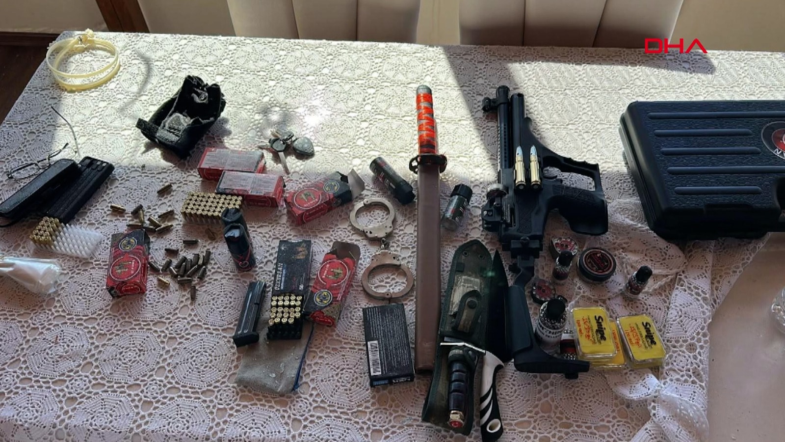 Maltepe'de Kanlı Baskın: Kiracının Evinde Cephanelik