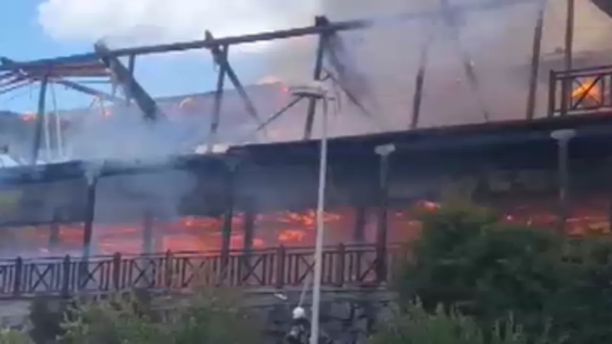 Maltepe'de restoran yangını: İtfaiye seferber oldu