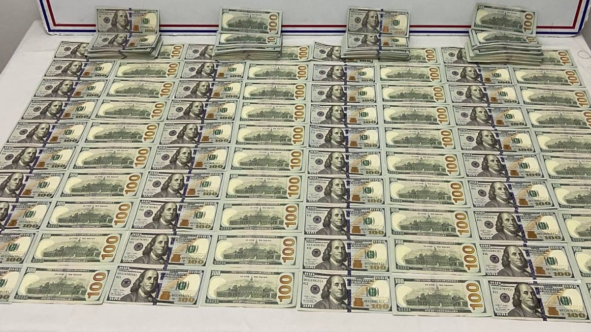 Mamak'ta Sahte Dolar Operasyonu: 80 Bin 50 Dolar Ele Geçirildi