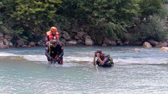 Manavgat'ta serinlemek için girdiği çayda kaybolan adam 13 gündür aranıyor
