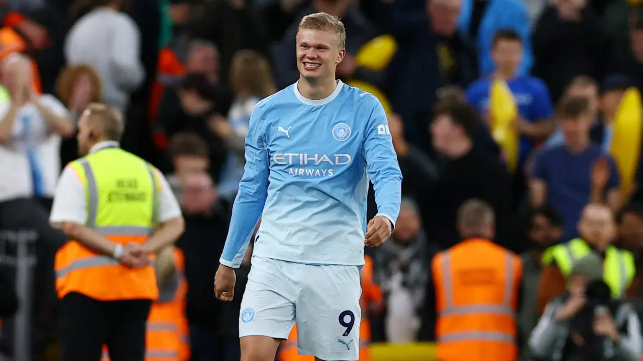 Manchester City, 10 Kişi Kalan Liverpool'u 3-0 Yendi