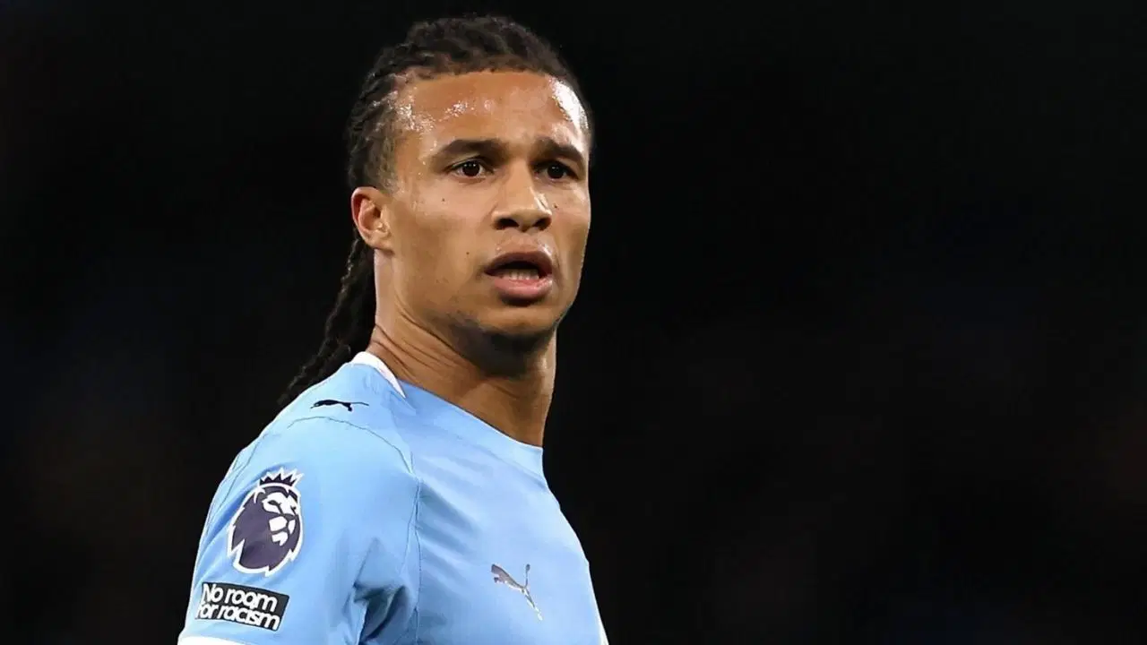 Manchester City, Nathan Ake'nin Fenerbahçe'ye transferini resmen duyurdu
