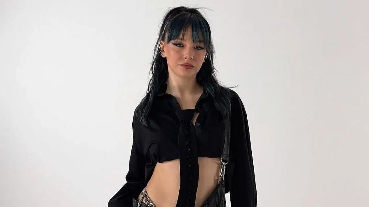Manifest'in Zeynep Oktay'ı: Müzik Sektöründe Yükselen Yıldız