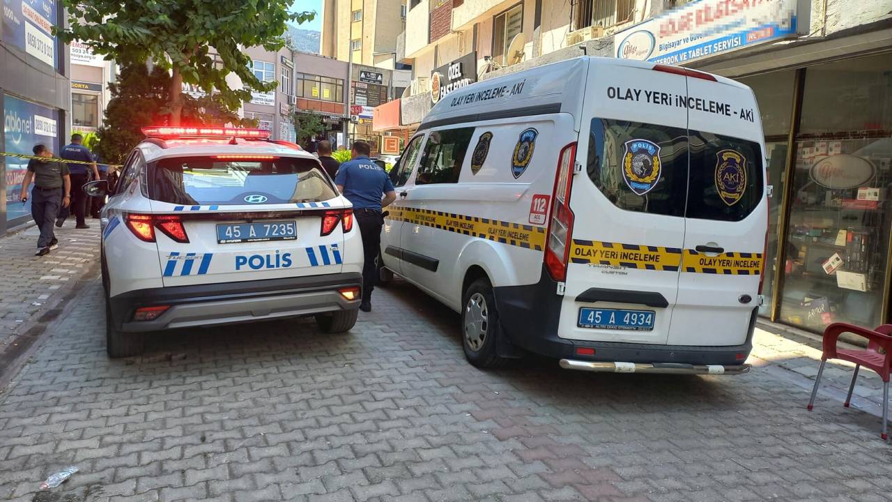 Manisa'da 30 yaşındaki İlayda balkondan düştü, soruşturma başlatıldı