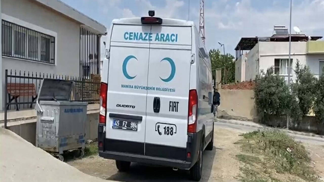 Manisa'da boşanma sonrası dehşet: Baba kızını bıçaklayarak öldürdü
