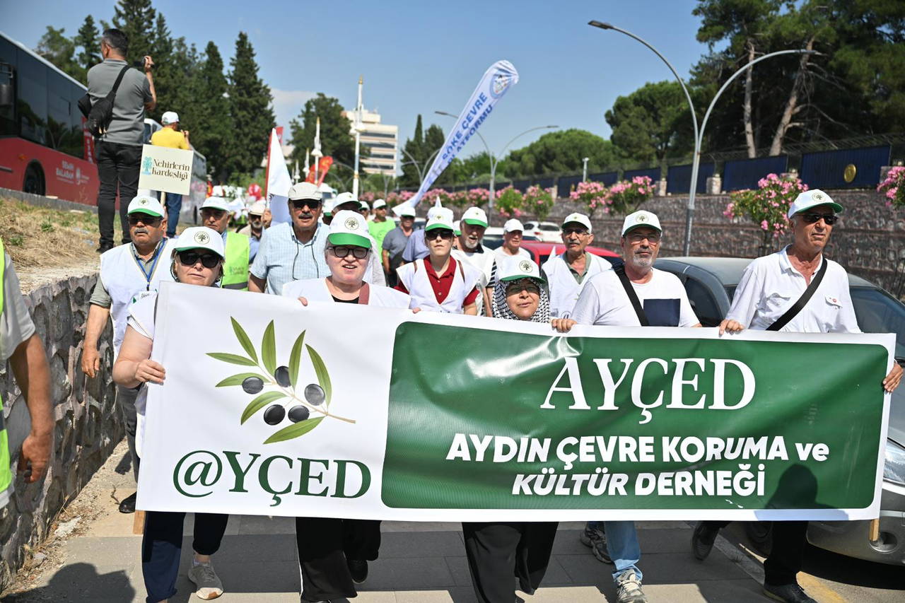 Manisa'da Gediz Nehri İçin Büyük Buluşma: Binlerce Gönüllü Meydana Akın Etti