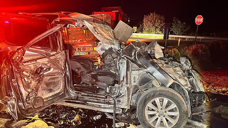 Manisa Kula'da trafik kazası: 1 ölü, 4 ağır yaralı