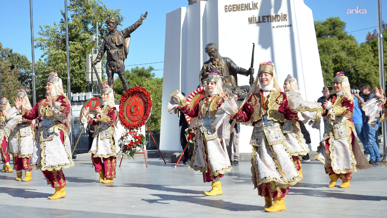 Manisa’nın Kurtuluşunun 104. Yılı Coşkuyla Kutlandı