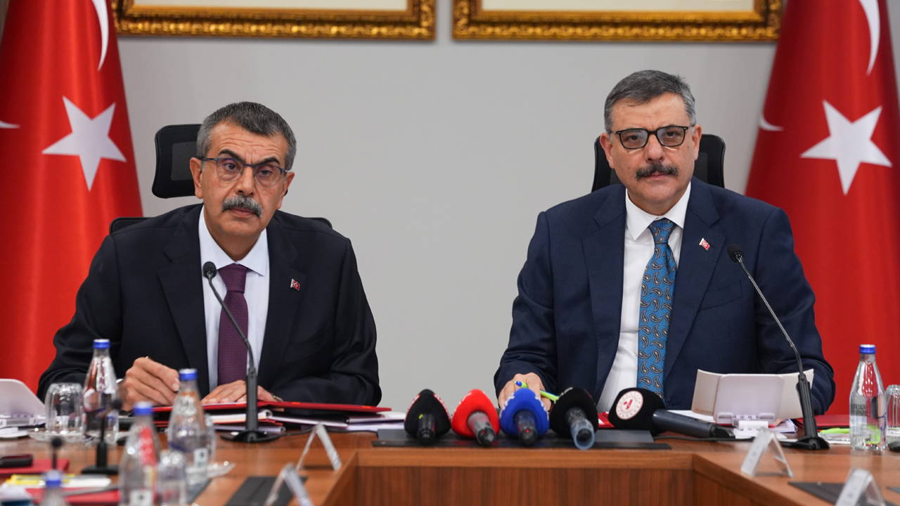 Cevdet Yılmaz: Manisa'daki Okul Saldırısında 2 Ağır Yaralı