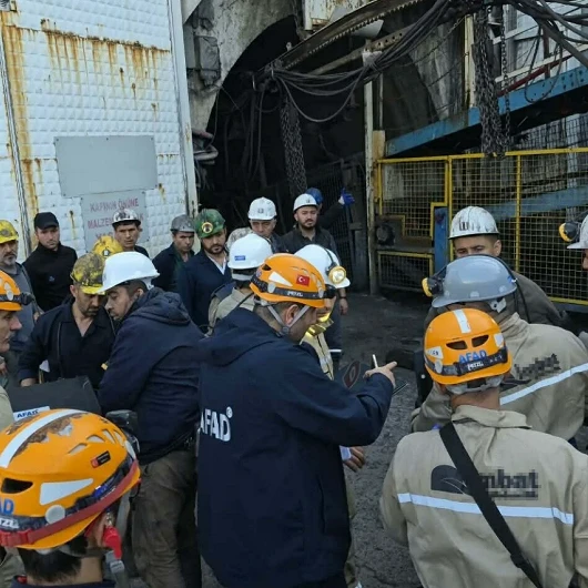 Manisa Soma'da maden göçüğü: 5 işçi hayatını kaybetti