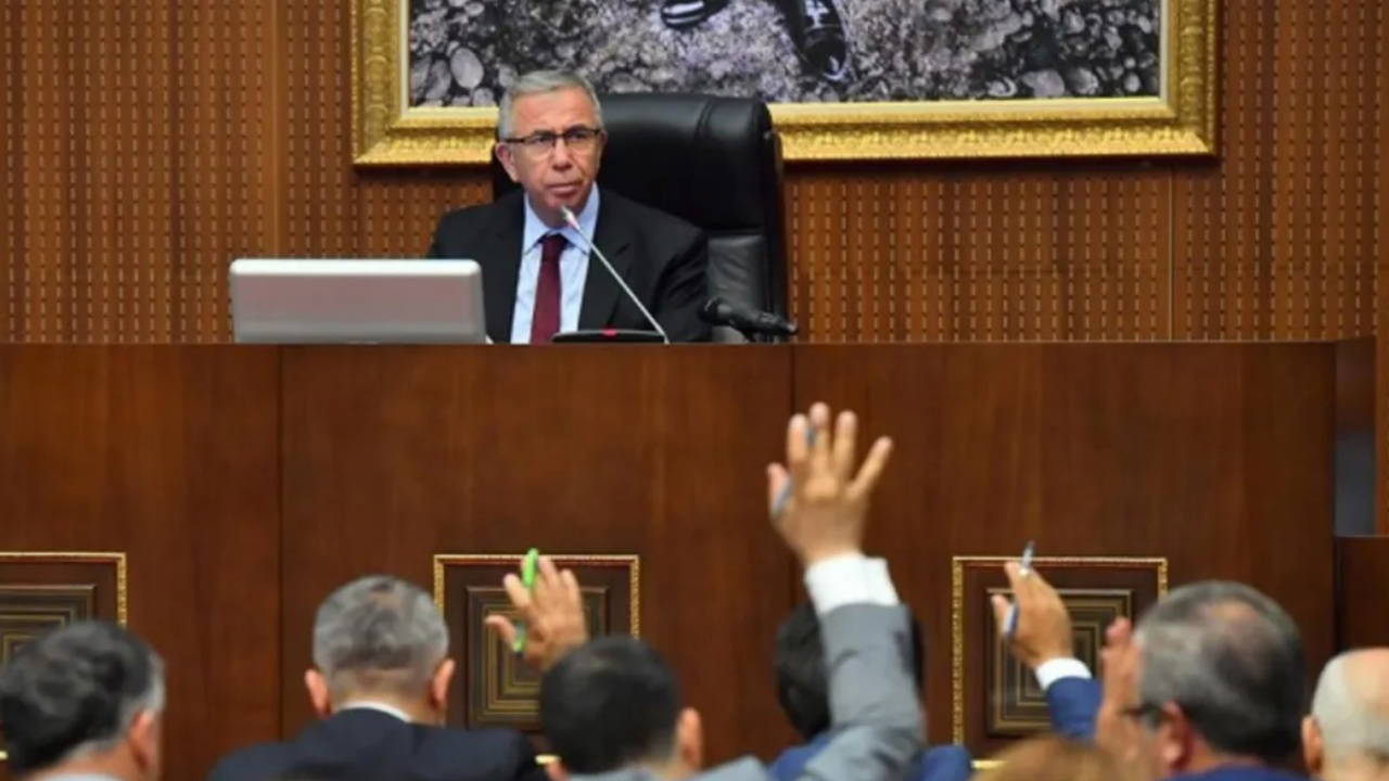 Mansur Yavaş'ın istifası ABB'de deprem etkisi yarattı: CHP'den 30 istifa