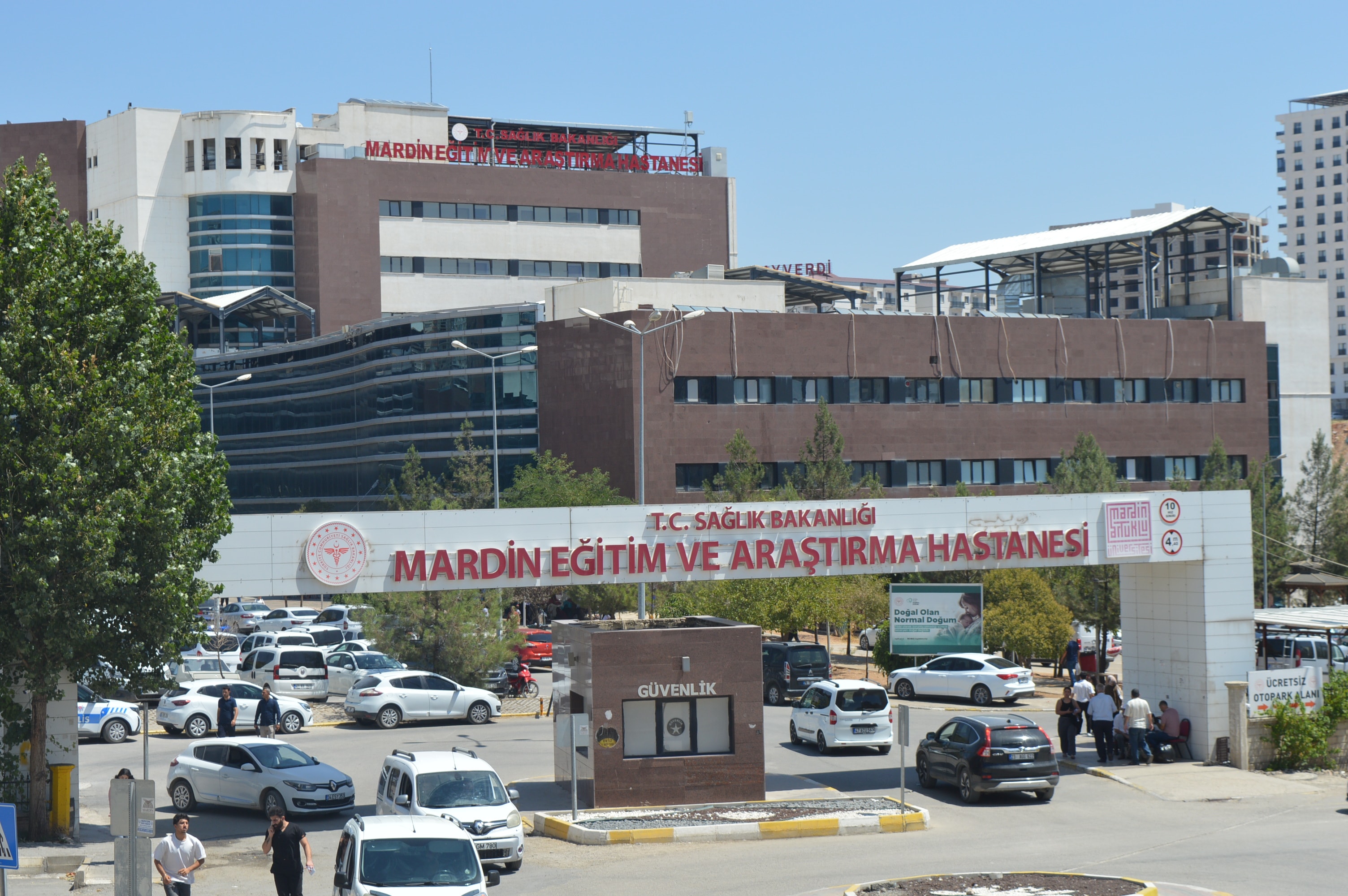 Mardin'de 16 Yaşındaki Devran Sazan Dedesinin Evinde Silahla Vurulmuş Halde Bulundu