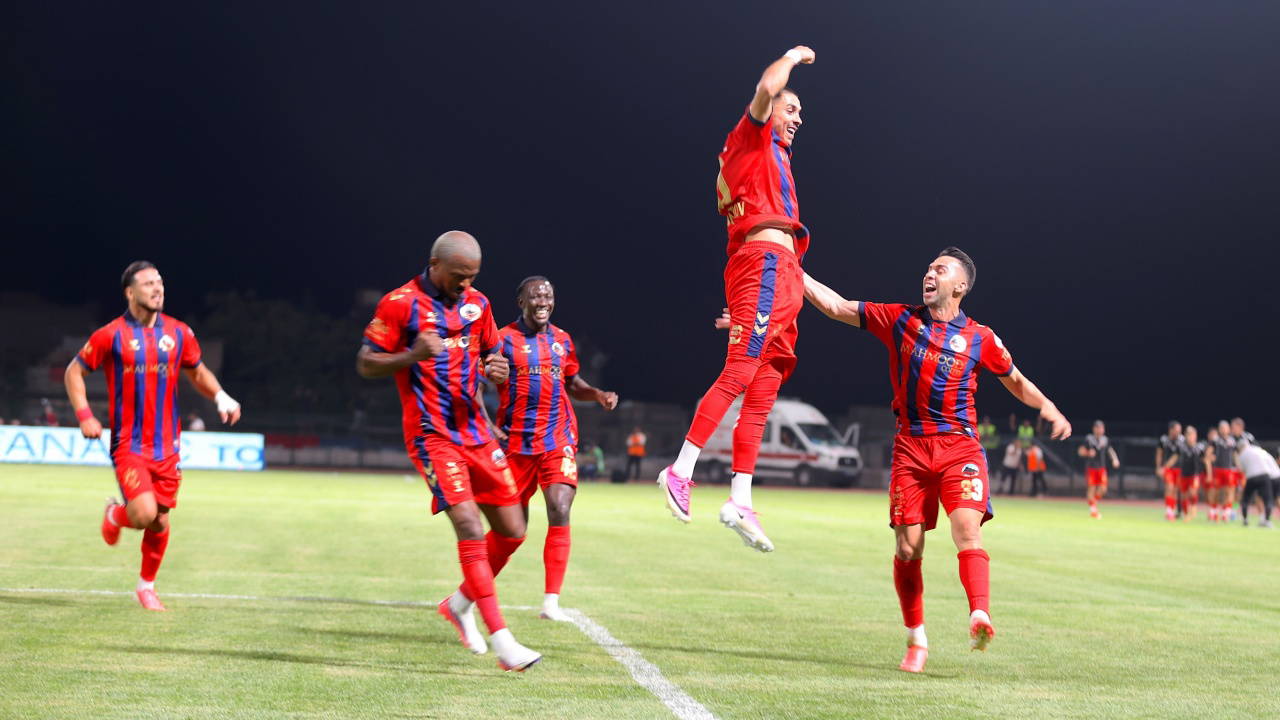 Mardin 1969 Spor sahasında Antalyaspor'u 2-0 devirdi