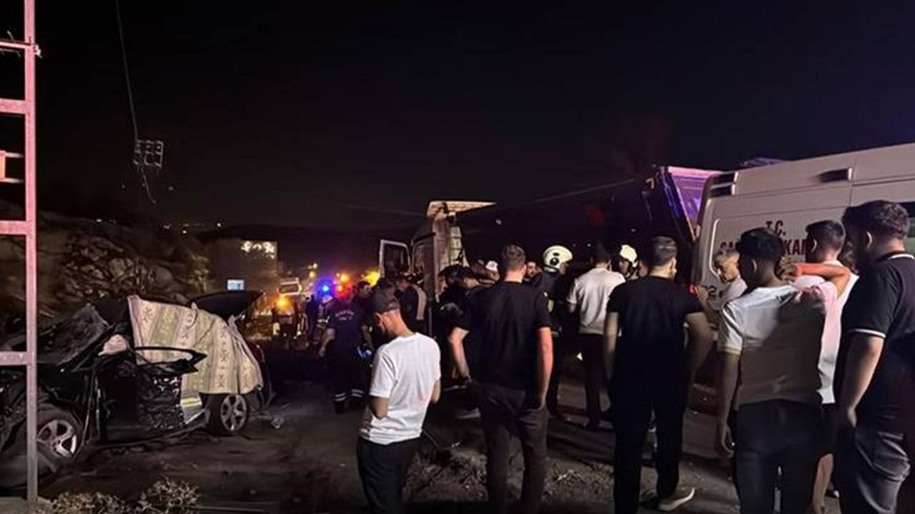 Mardin'deki kamyonet-otomobil kazasında ölü sayısı 3'e yükseldi