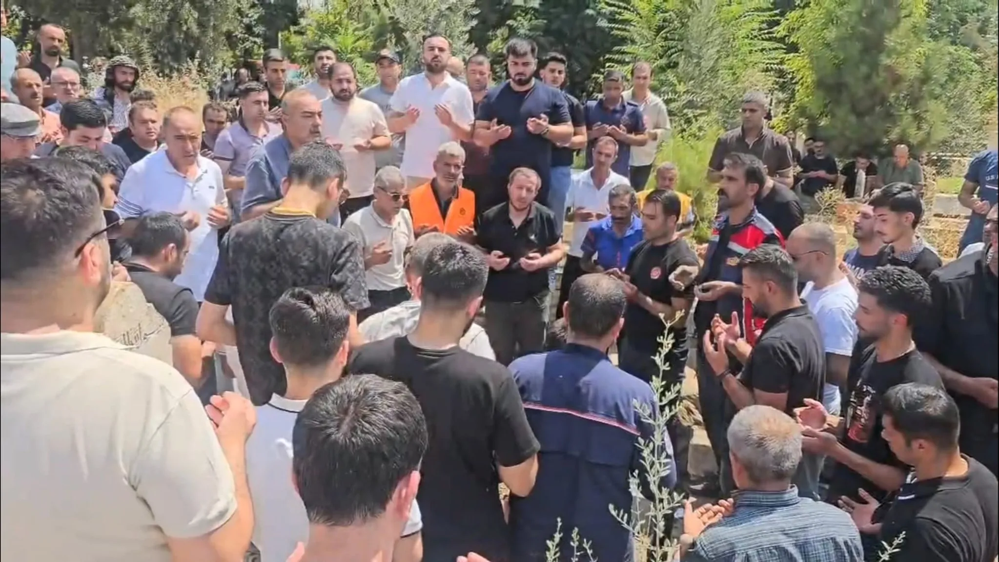 Mardin Şehidini Uğurladı: İtfaiyeci Ömer Kaplan Son Yolculuğuna Uğurlandı