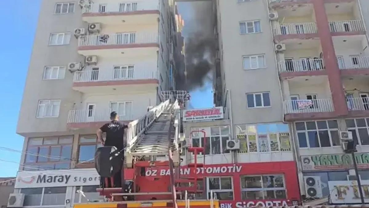 Mardin'de yangın: 9 katlı apartmanın 5. katı küle döndü