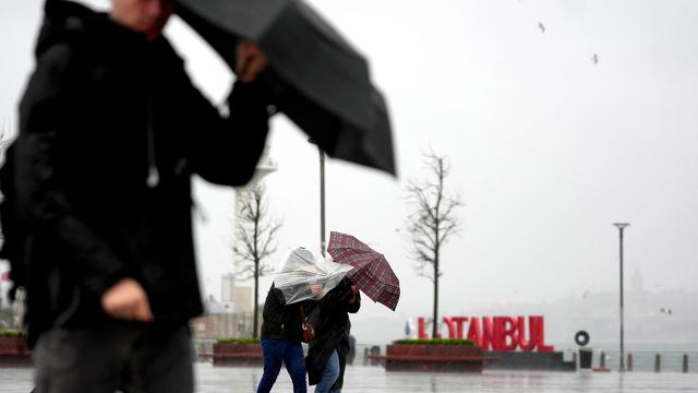 Marmara ve Kuzey Ege'de Fırtına Uyarısı: 11 İl için Sarı Kod