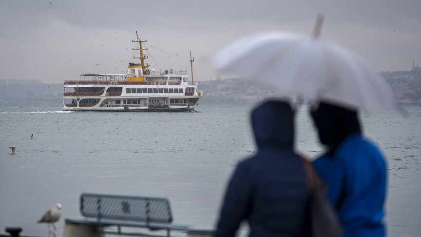 Marmara ve Kuzey Ege'de Fırtına Uyarısı: Valilik ve Meteoroloji'den Peş Peşe Açıklama