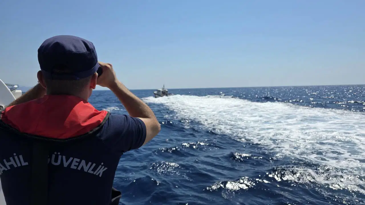 Marmaris açıklarında göçmen teknesi battı: 15 ölü, çok sayıda kayıp