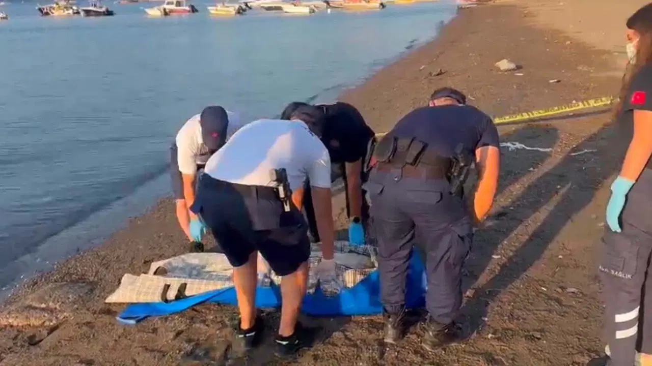 Marmaris'te Denizde Ceset Bulundu: Soruşturma Başlatıldı