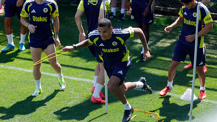 Mason Greenwood Fenerbahçe'de ilk antrenmanına çıktı