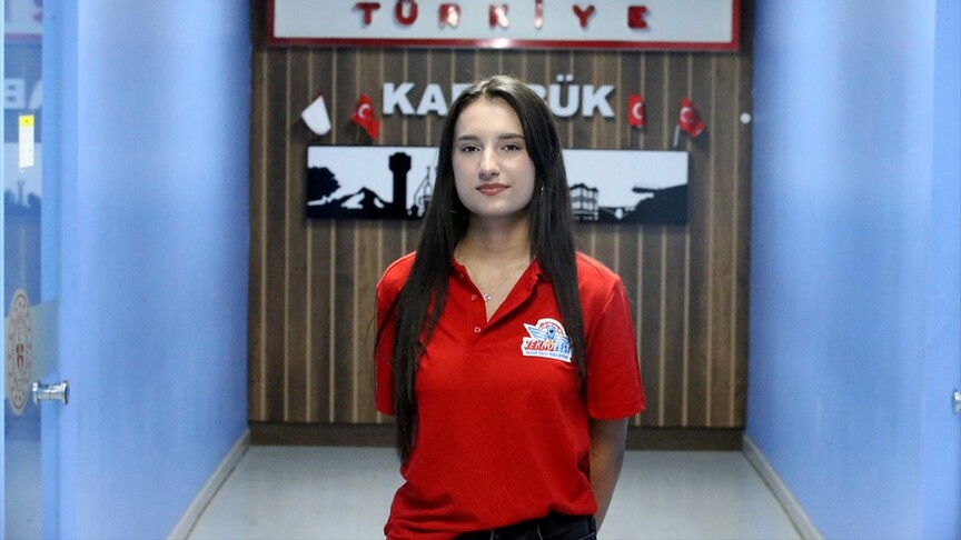 Matematik Olimpiyatları Birincisi Ayşegül Balım TEKNOFEST Hedefliyor