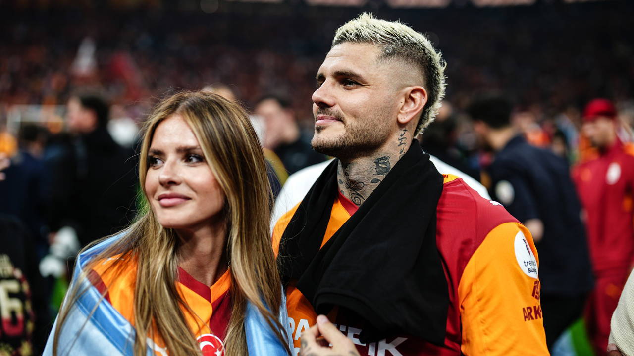Mauro Icardi'nin menajerinden flaş açıklama: Galatasaray'da kalıyor