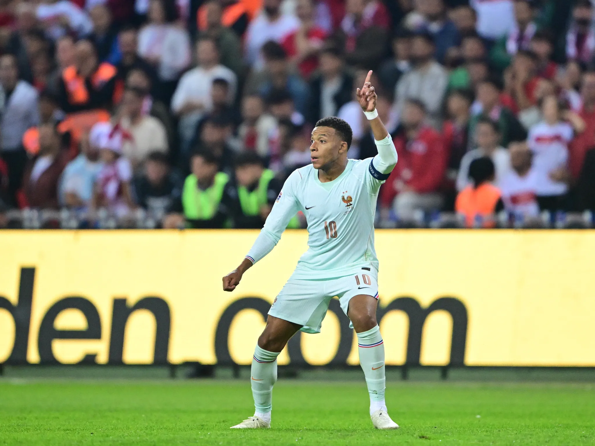 Mbappe Sakatlığı: Real Madrid Açıklama Yaptı