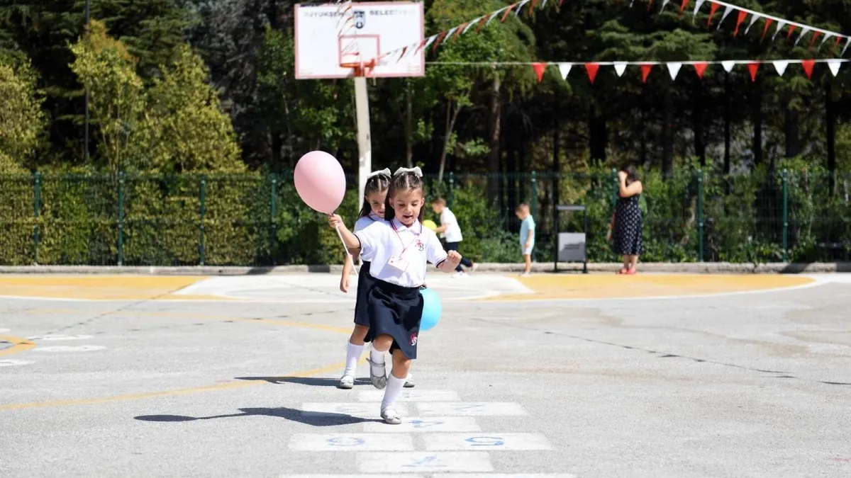 MEB'den Türk Dünyası Eğitim Hamlesi: 15 Gezi Rotası Kitapta