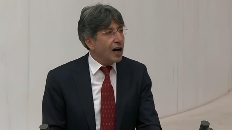 Meclis'te AKP sıralarında 4 vekil! DEM Parti'den sert tepki