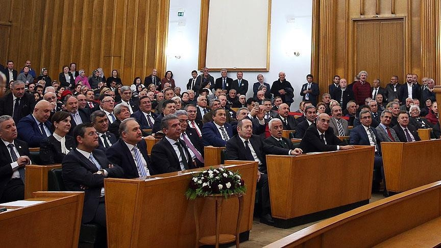 Meclis'ten grup toplantılarına davetli düzenlemesi