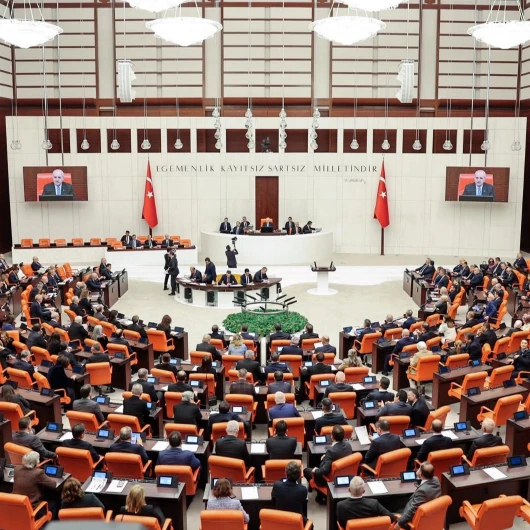Meclis Yeni Yasama Yılına Başladı: İlk Gündem Maddeleri