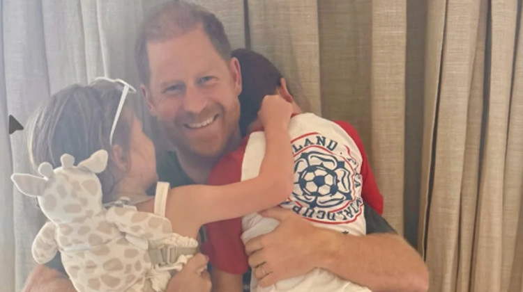 Meghan Markle ve Prens Harry çocuklarını iki günde okuldan aldı