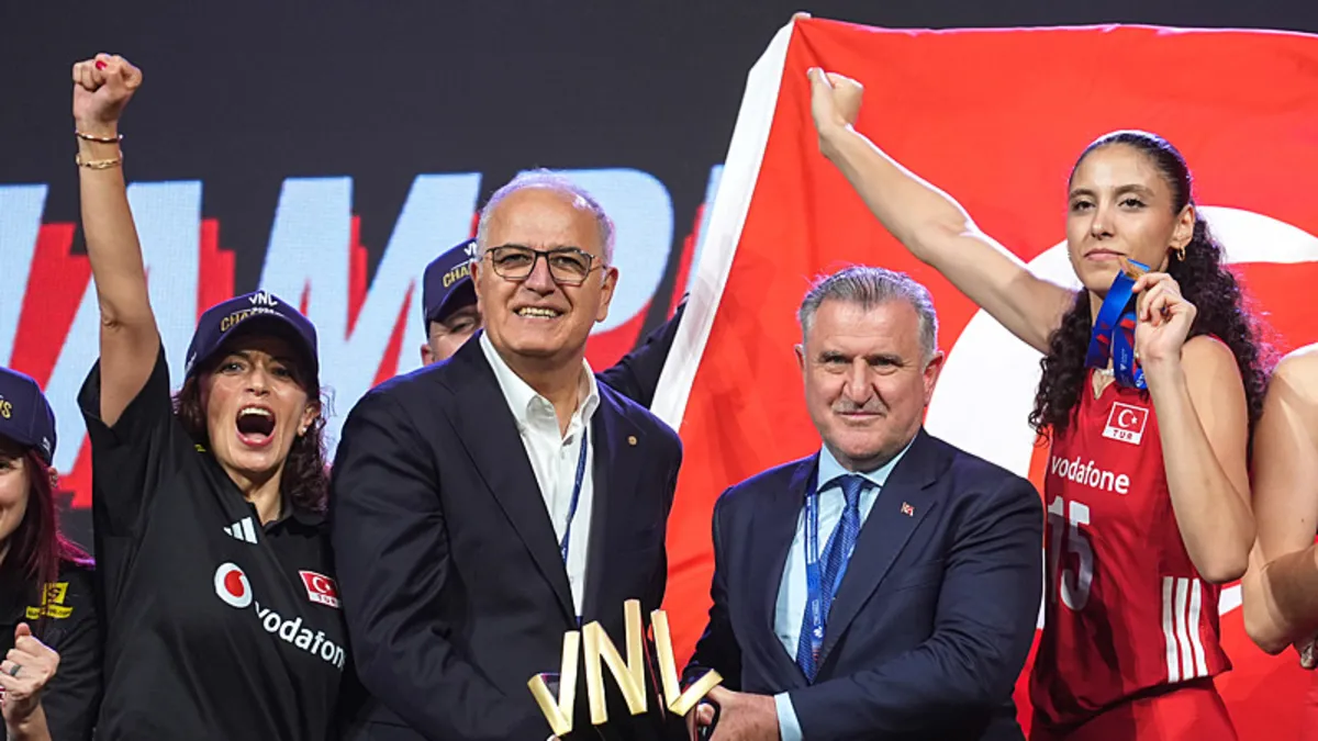 Mehmet Akif Üstündağ: İlk arayan Cumhurbaşkanımız oldu