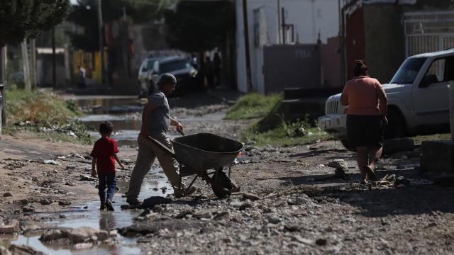 Meksika'da Kasırga ve Fırtına: 6 Ölü, Ekonomik Kaygılar Büyüyor